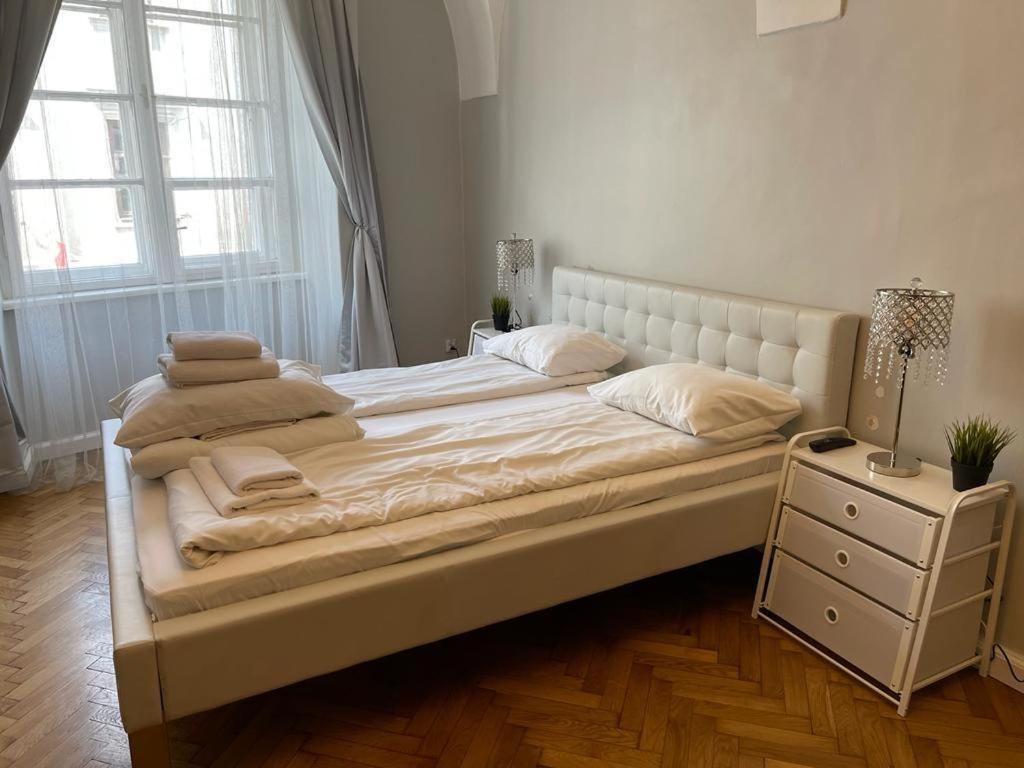 Florianska Deluxe Apartments With Air Condition Krasków Exterior foto